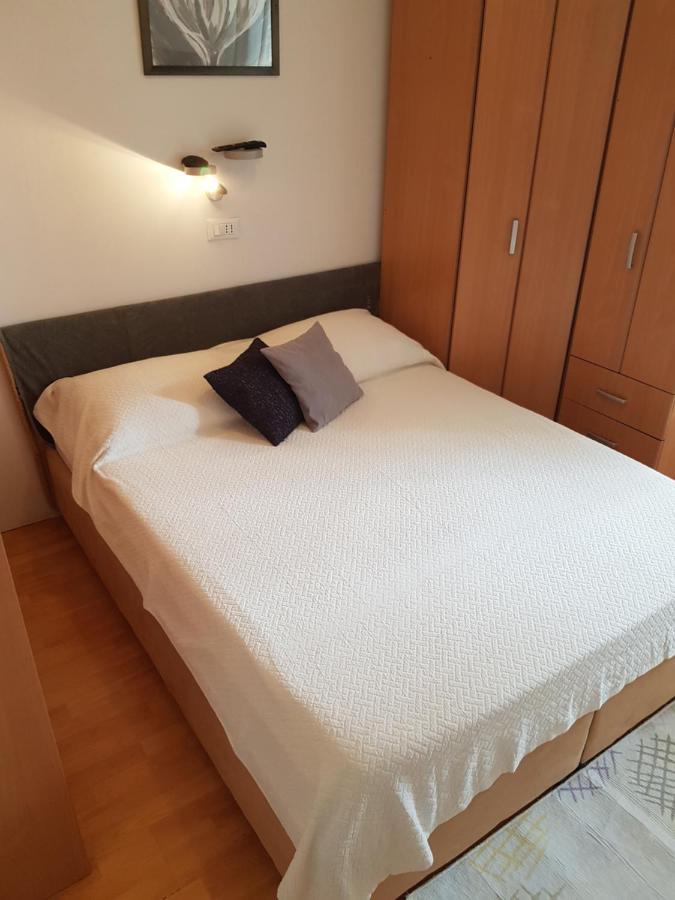 Apartment Silvija Makarska Esterno foto